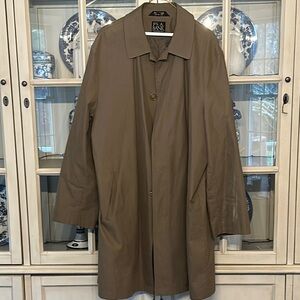 Men's Brown trench coat . Car coat length